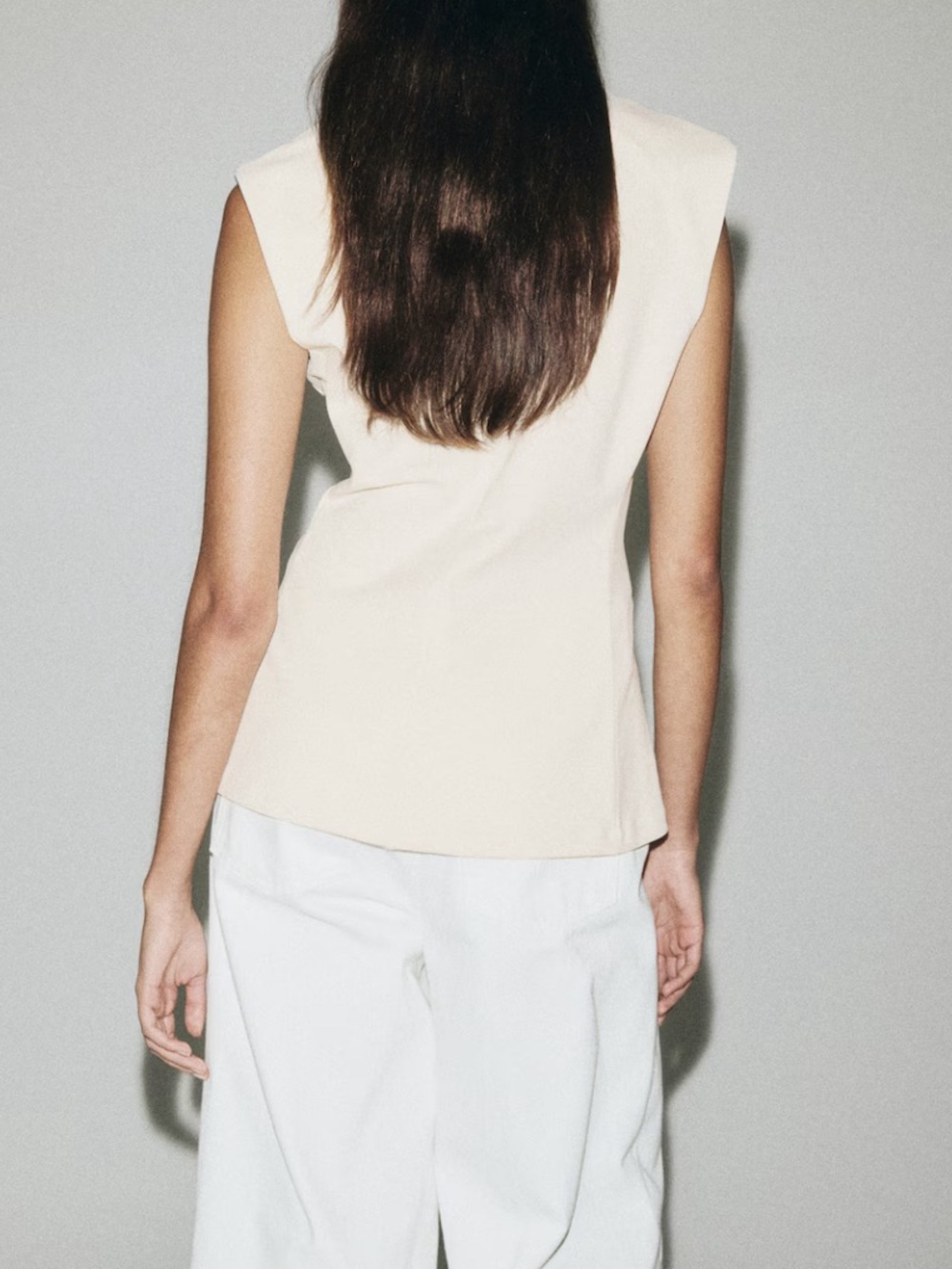 H&M NWT Cream Sleeveless V-Neck Blazer Vest with Gold Button - Picture 3 of 6